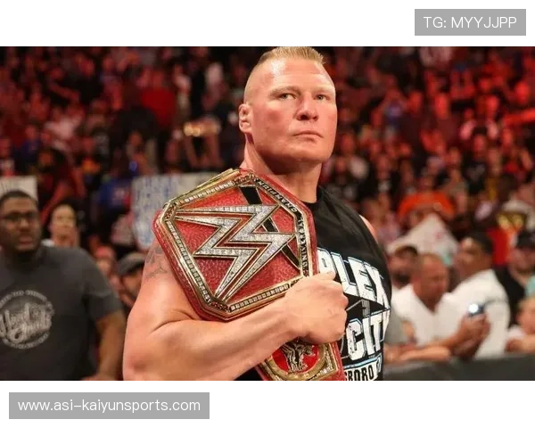 UFC怒砸对手身体，燃爆格斗狂潮的极致瞬间