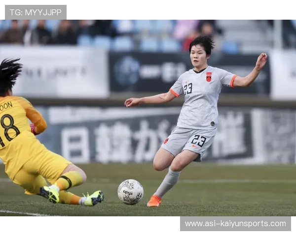 张馨讲述女足夺冠细节：比赛期间压力与疲劳交织，中国女足 张馨