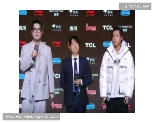 电竞主播转型教练圈内引发热议，电竞教练收入