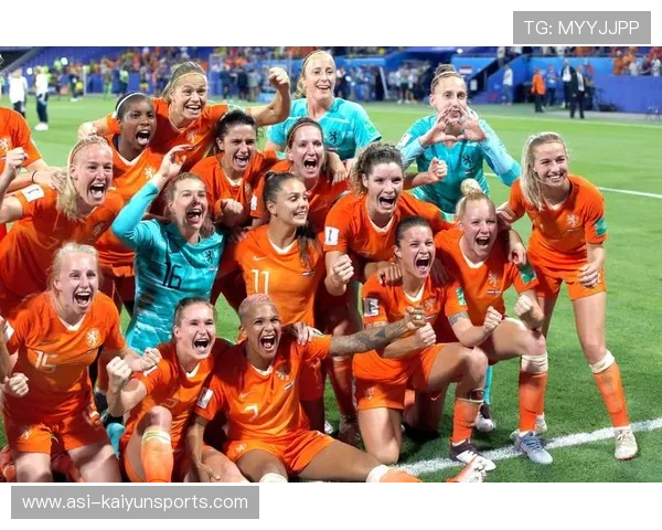 荷兰女足创造历史，首次参赛就杀入U17女足世界杯决赛，女足对荷兰历史